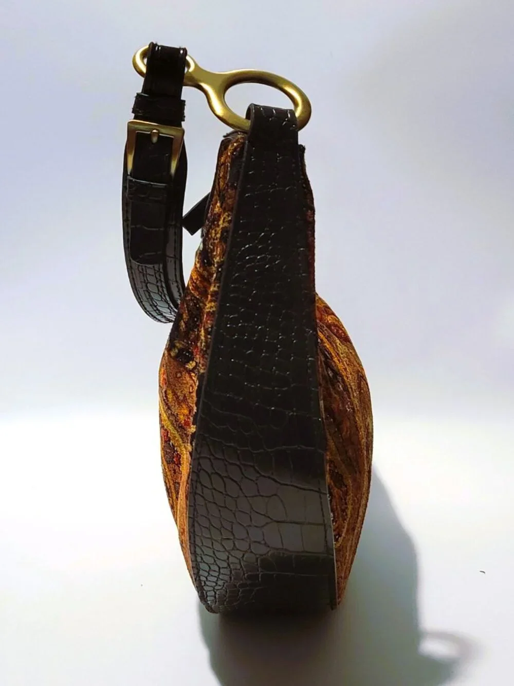 Bueno Tapestry Purse Half Moon Structured Boho Cottagecore Sparkle Vintage - Picture 4 of 16